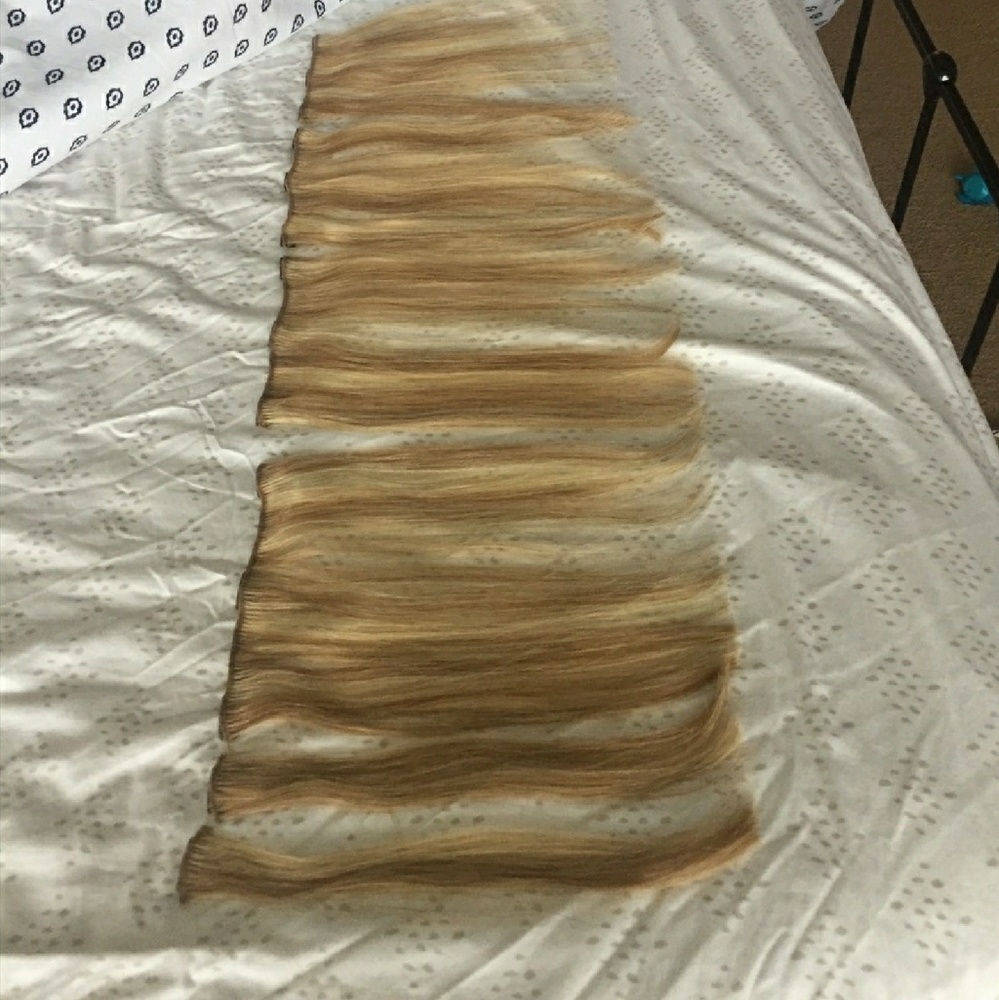 Hair Extensions Dark Blonde